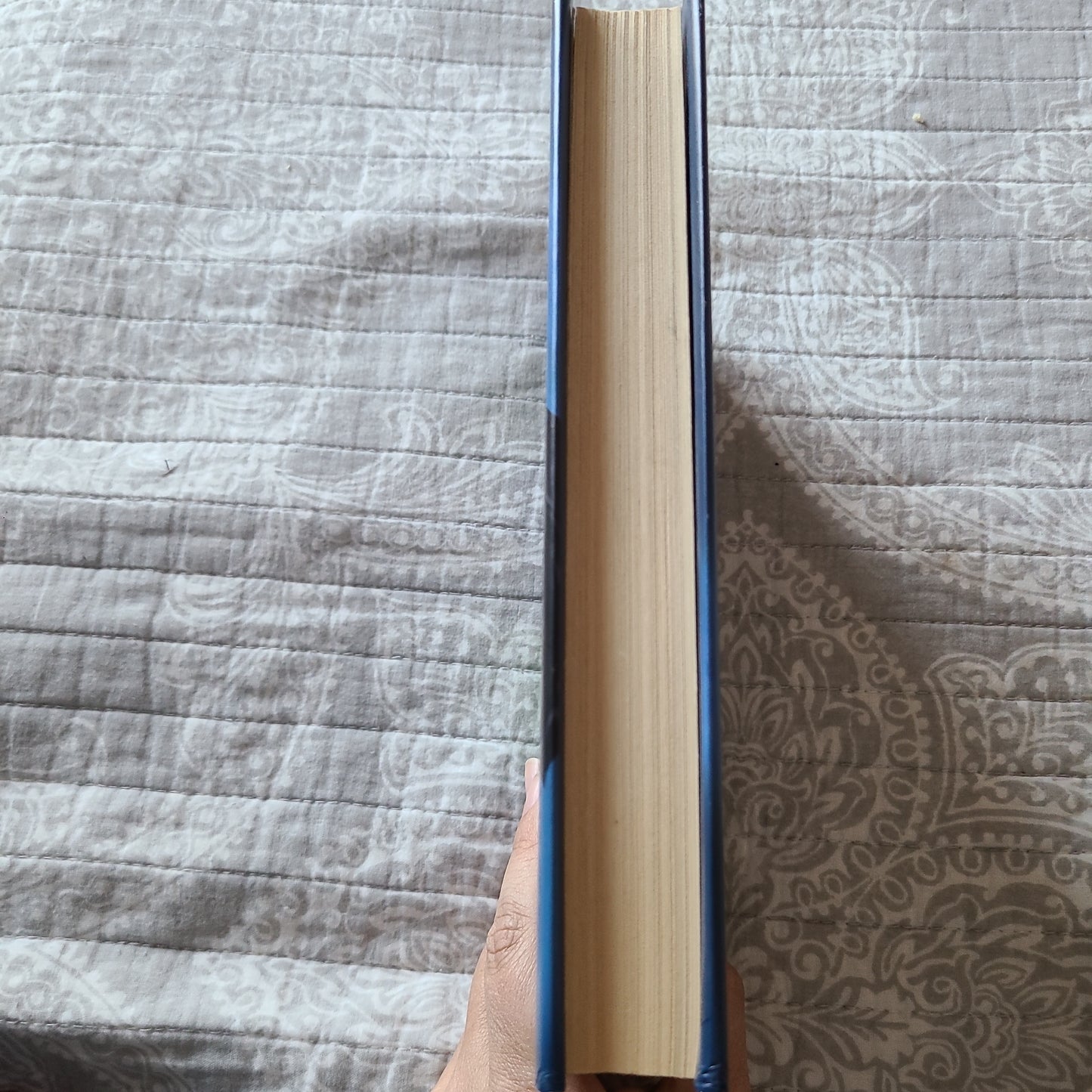 Dead in The Family by Charlaine Harris