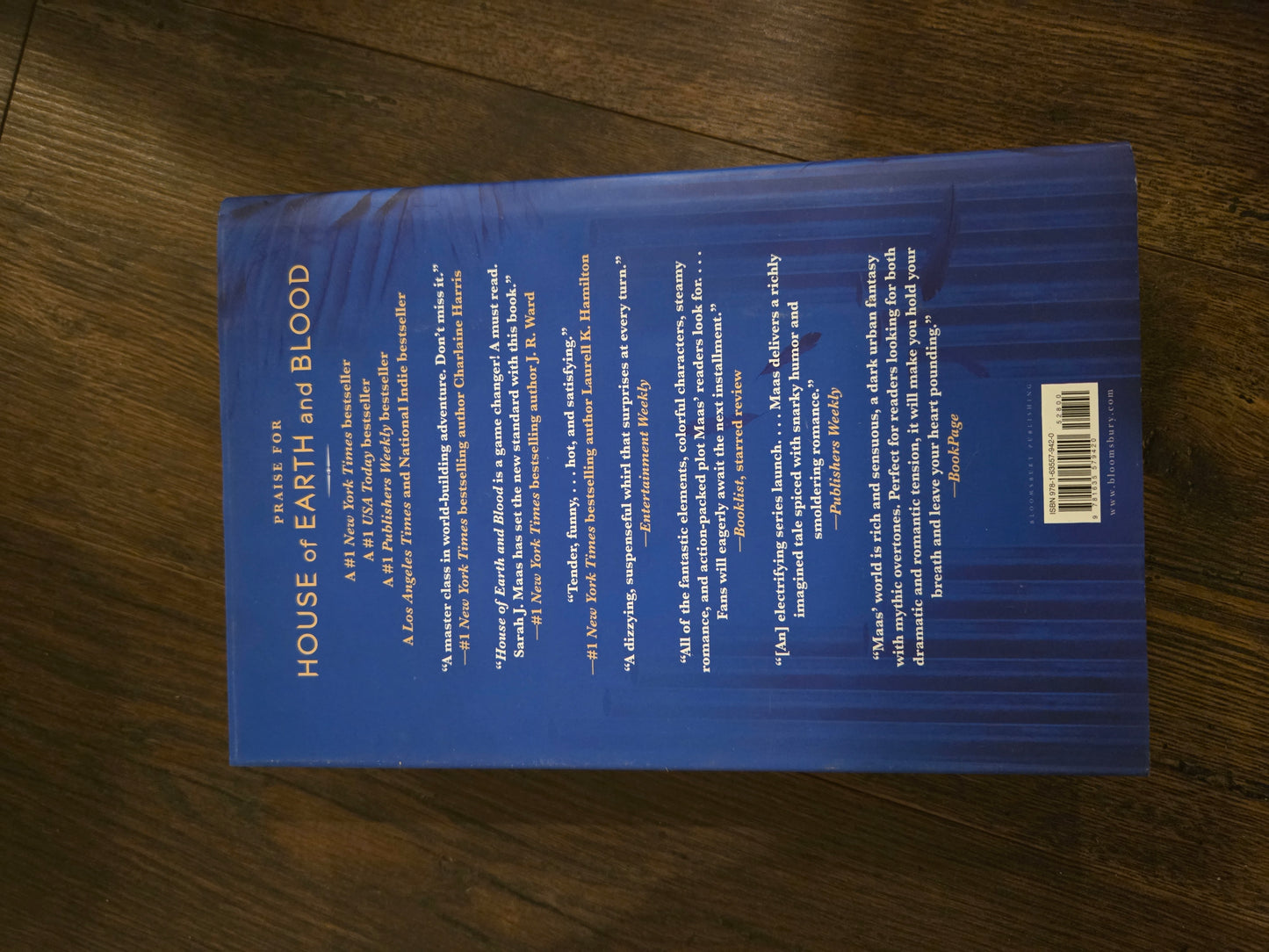 Signed 1st Edition House of Sky and Breath by Sarah J Maas