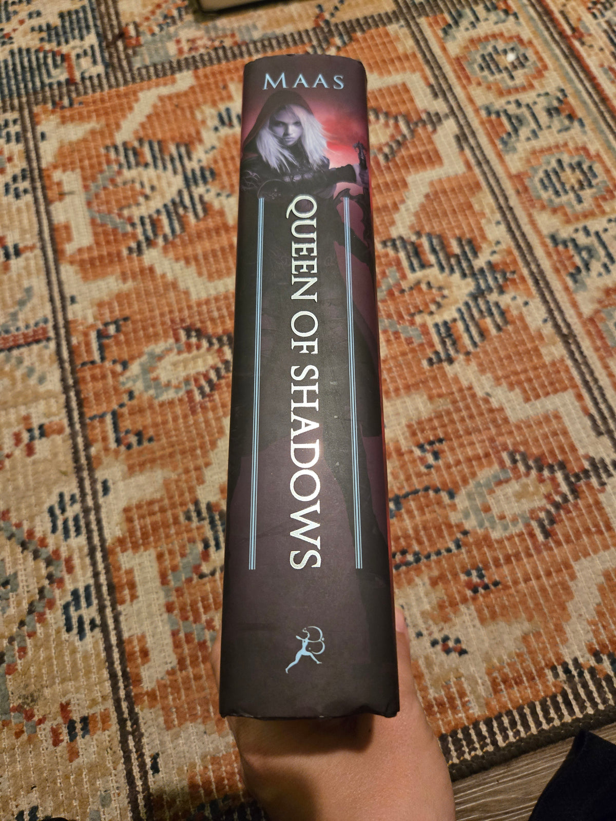 OOP Queen of Shadows by Sarah J Maas