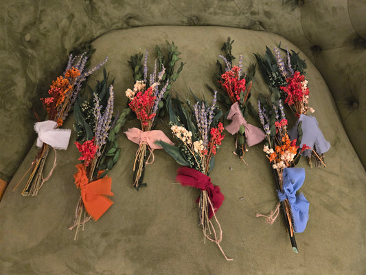 Mini Hangable Dried Flower Bouquet