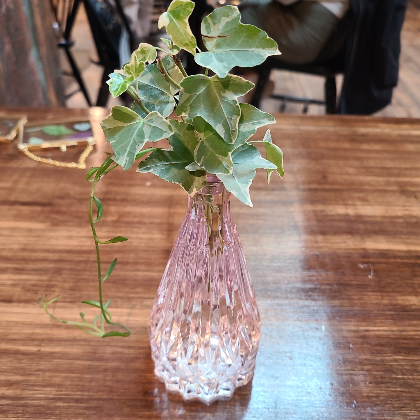 Pink Crystal Base with Ivy