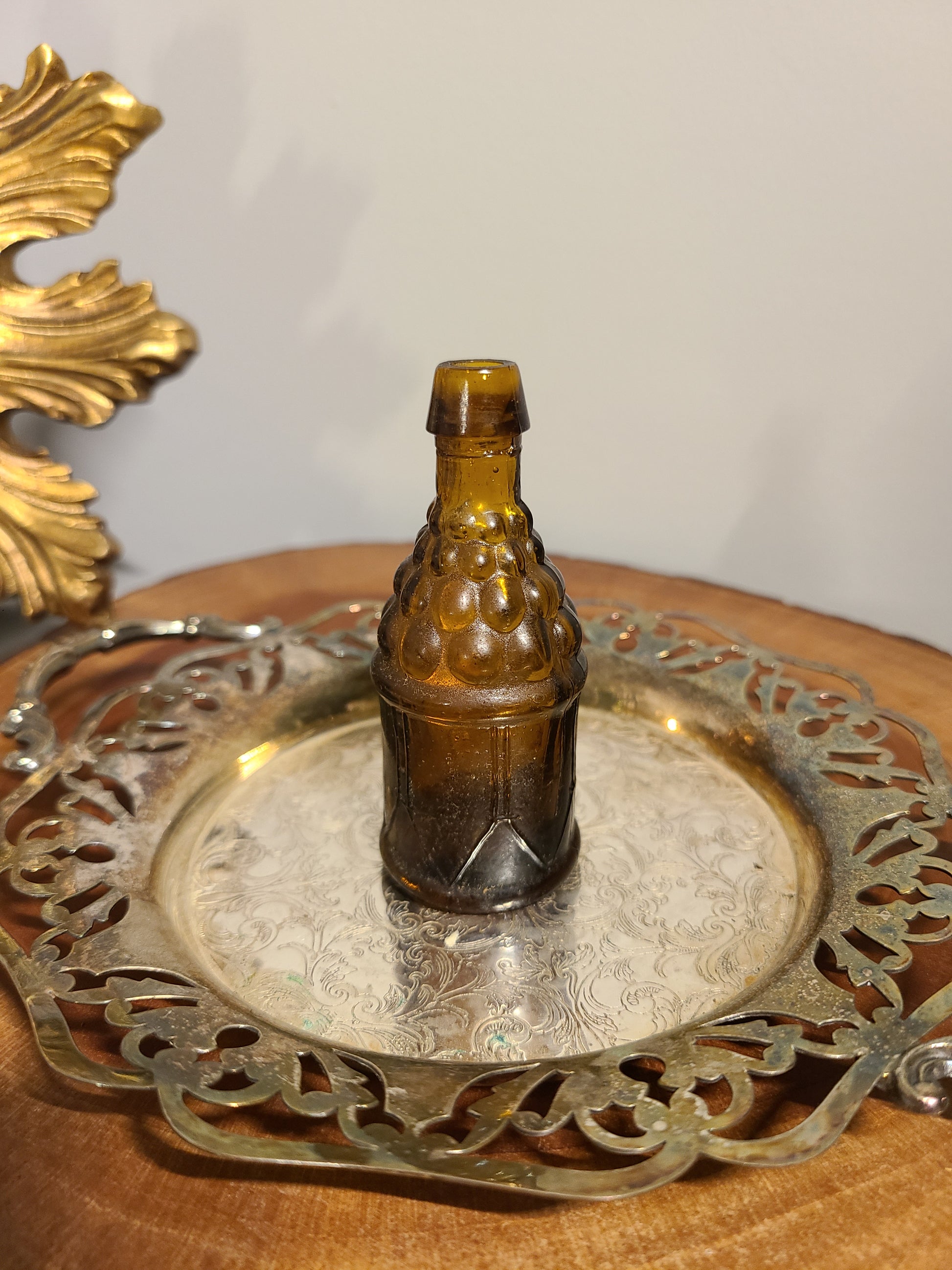 Amber Container Plant Plant Base Mini-Amber Alcohol Container – Literary Roots