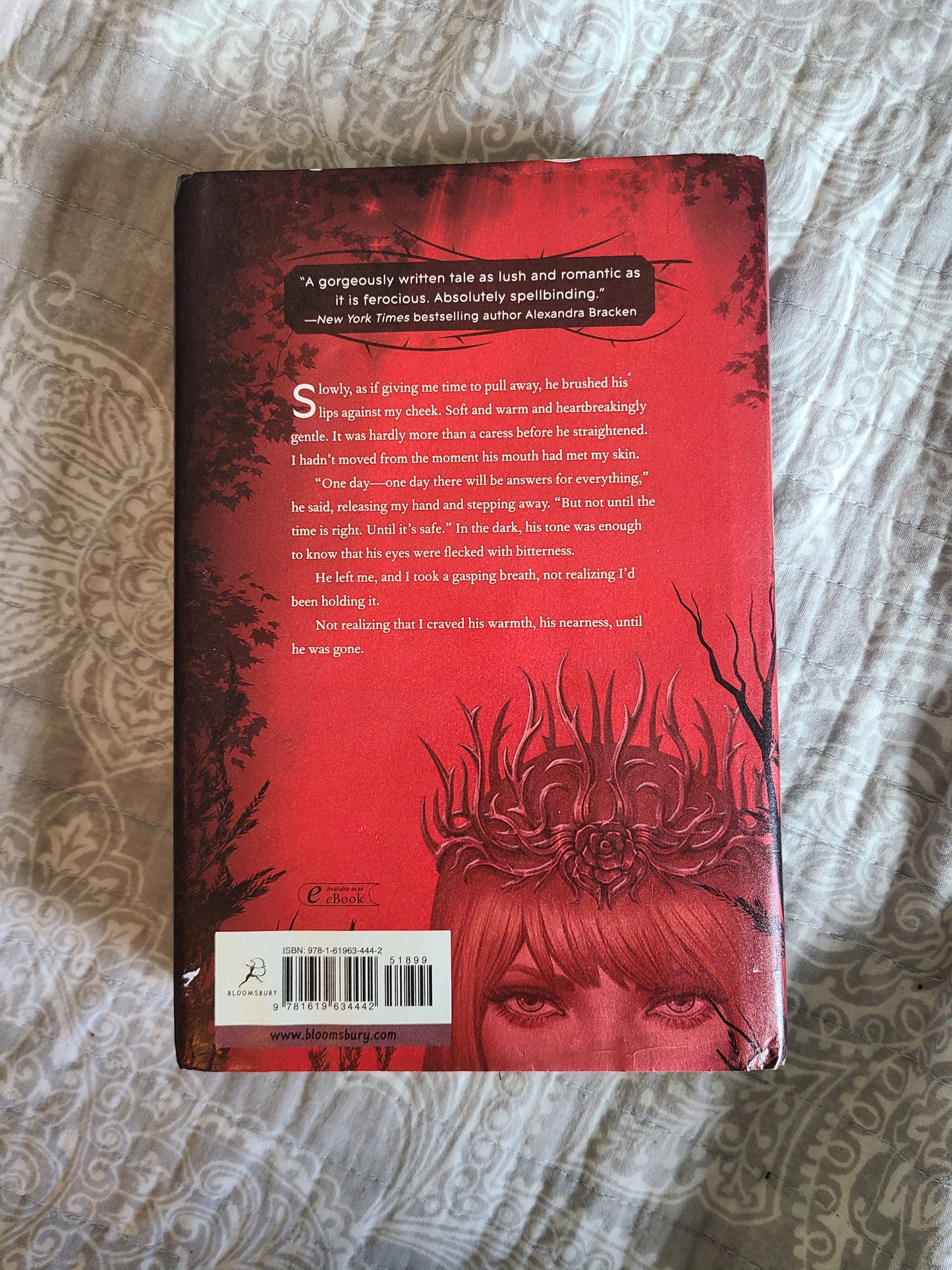 A Court of Thorns and Roses OOP Hardback by Sarah J Maas