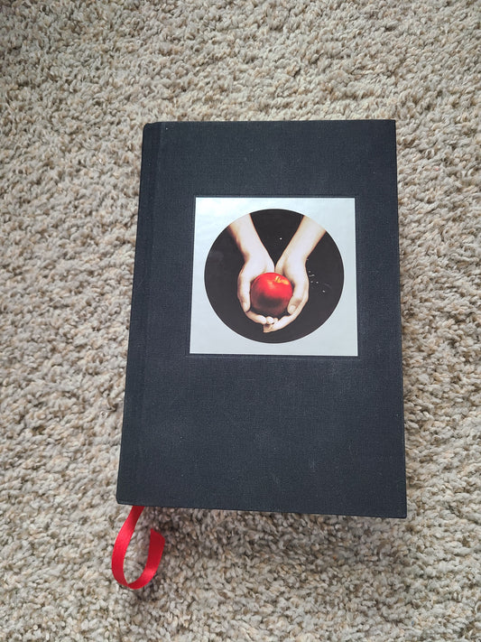 Collectors Edition Autosigned Twilight by Stephanie Meyer