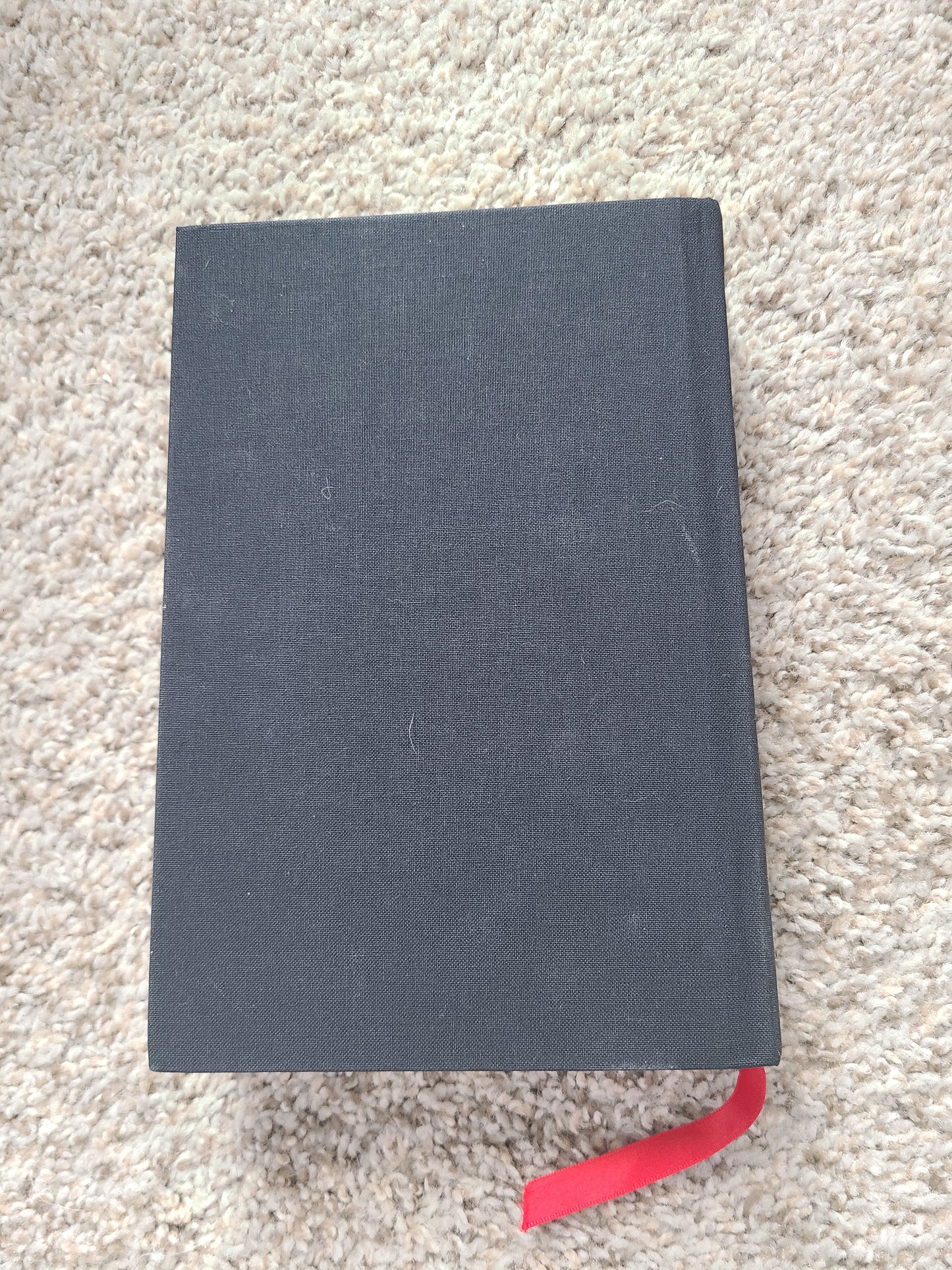 Collectors Edition Autosigned Twilight by Stephanie Meyer