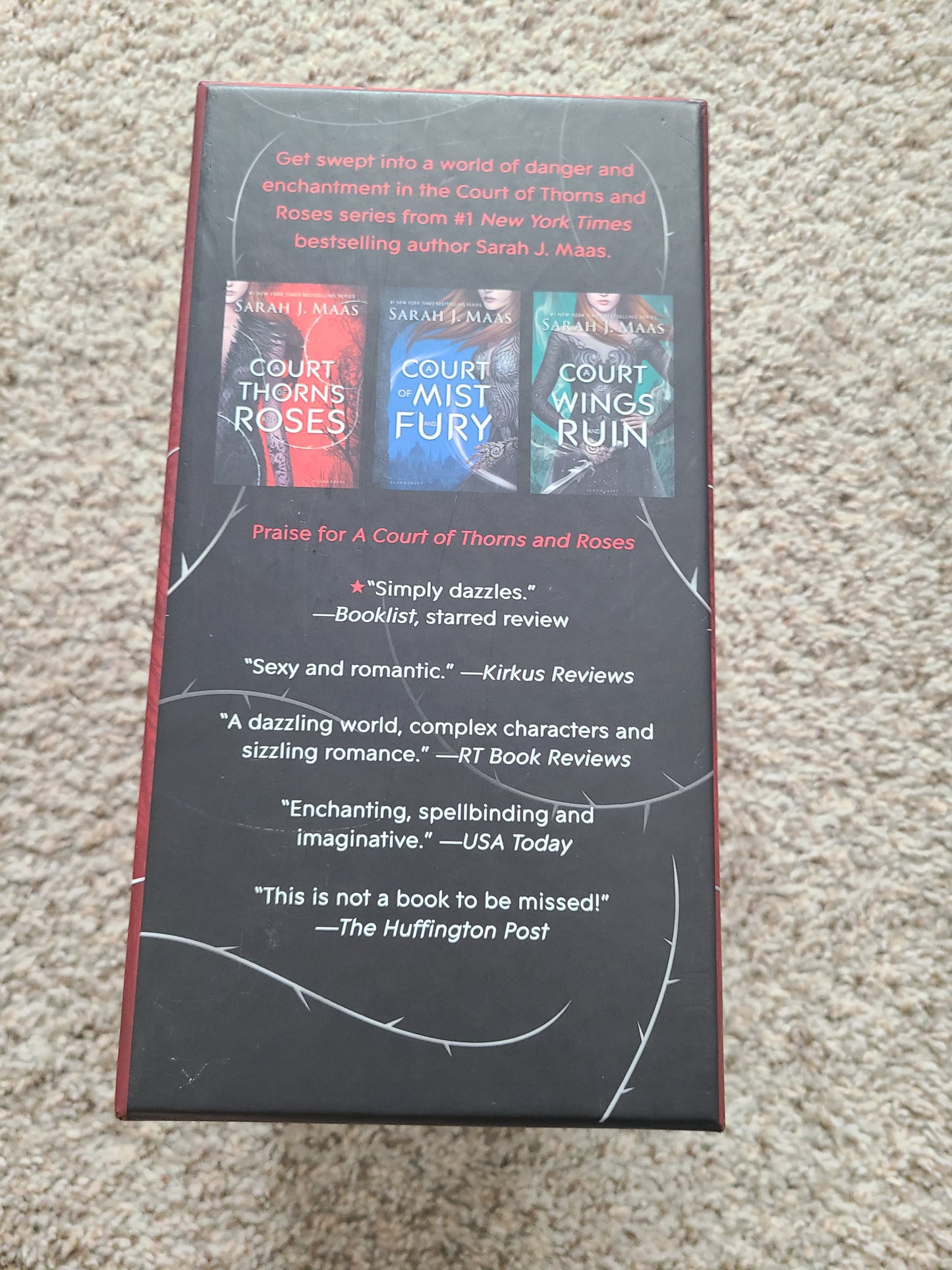 Box for A Court of Thorns and Roses Hardback Set