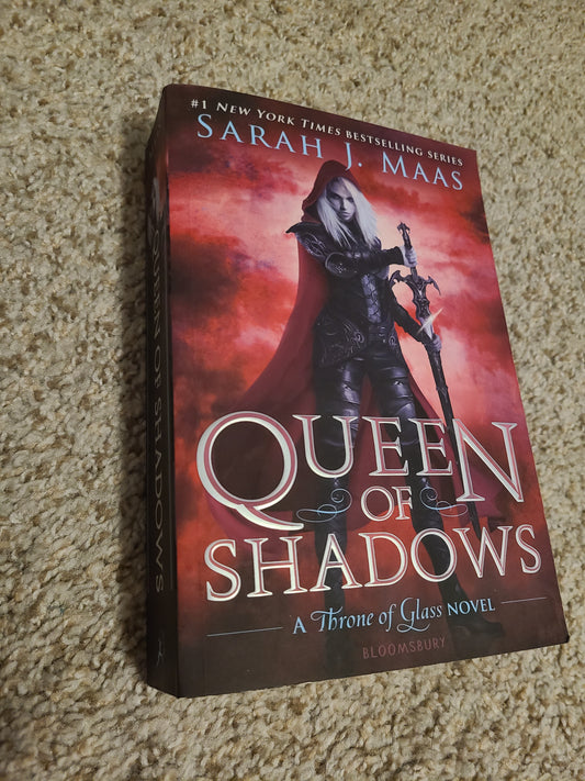 OOP Queen of Shadows by Sarah J Maas