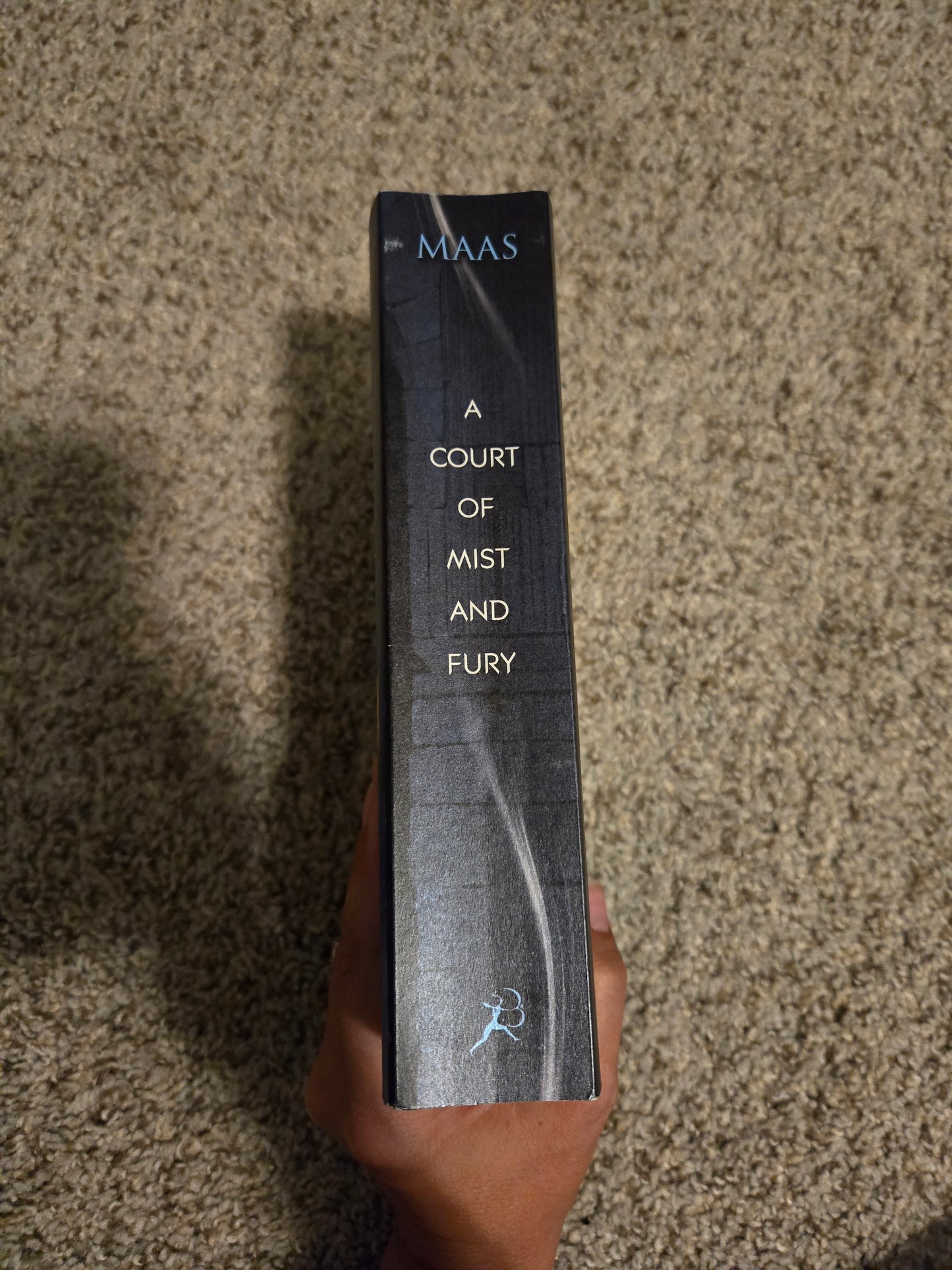 Paperback OOP A Court of Mist and Fury
