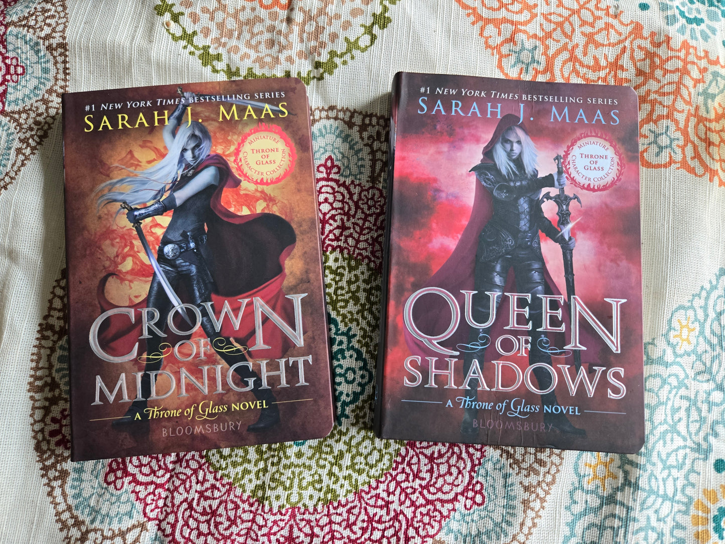 Crown of Midnight and Queen of Shadows Minis