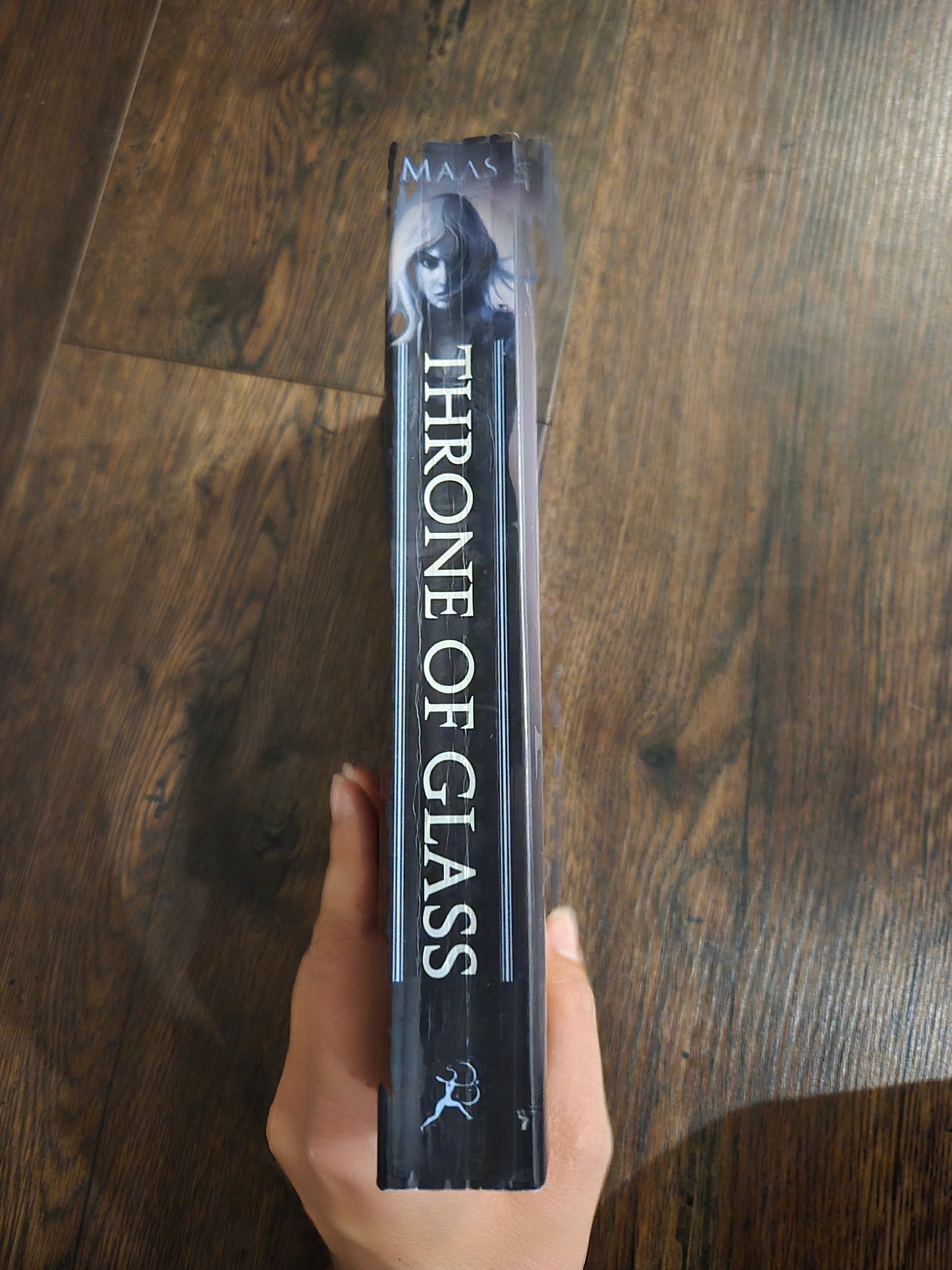 OOP Throne of Glass by Sarah J Maas- Spine Wear