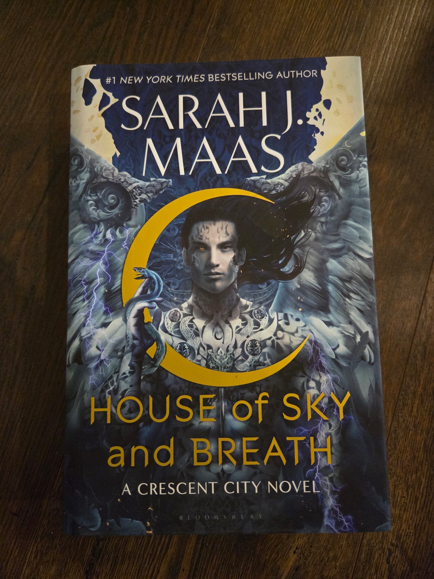 Signed 1st Edition House of Sky and Breath by Sarah J Maas