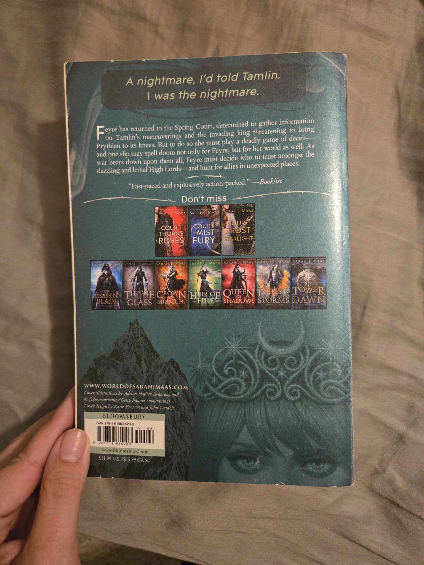 OOP PB A Court of Wings and Ruin