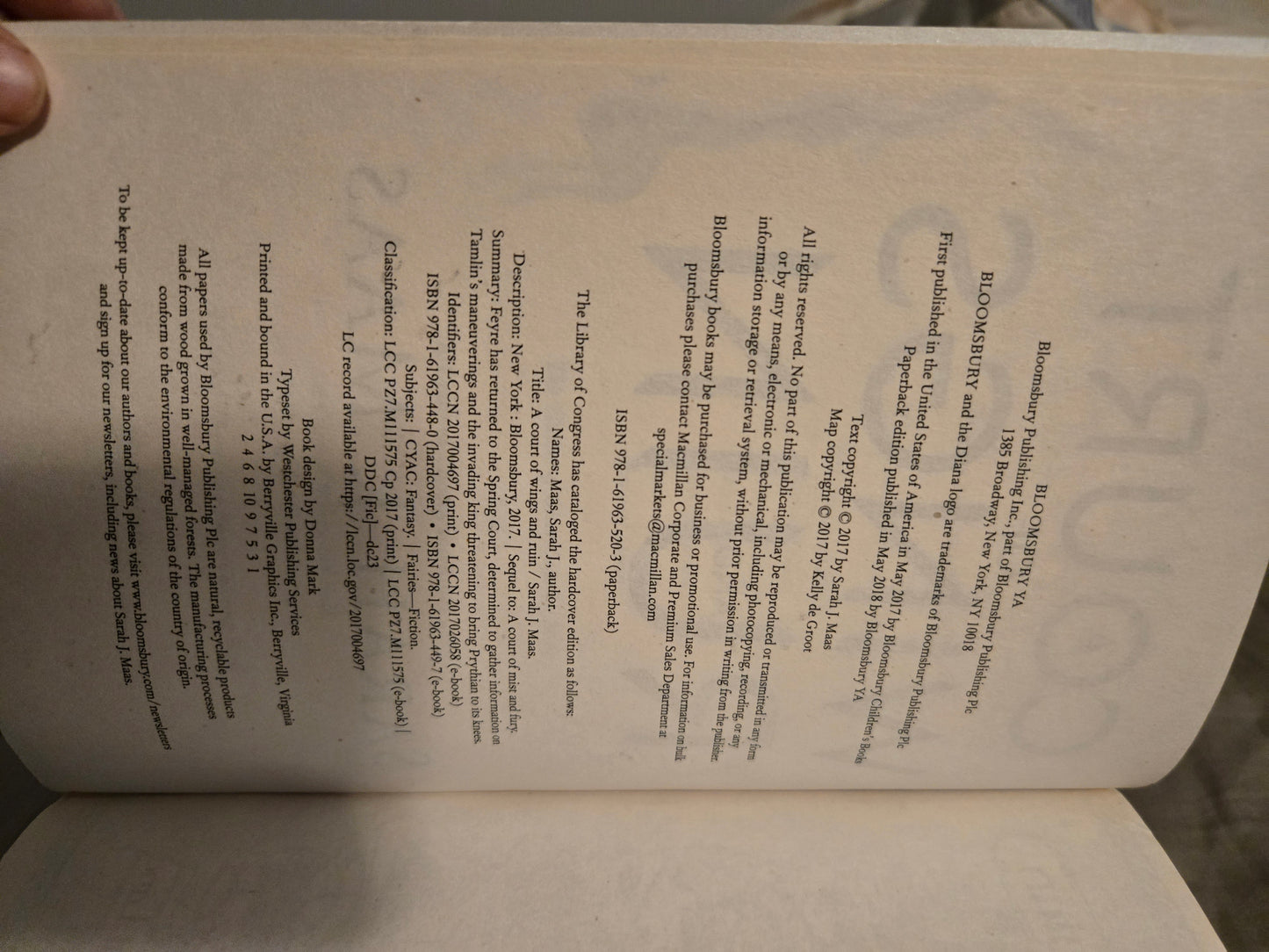 OOP PB A Court of Wings and Ruin