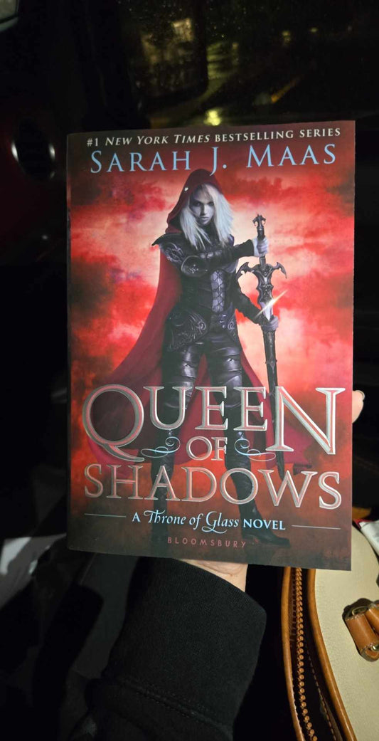 Oop Queen of Shadows