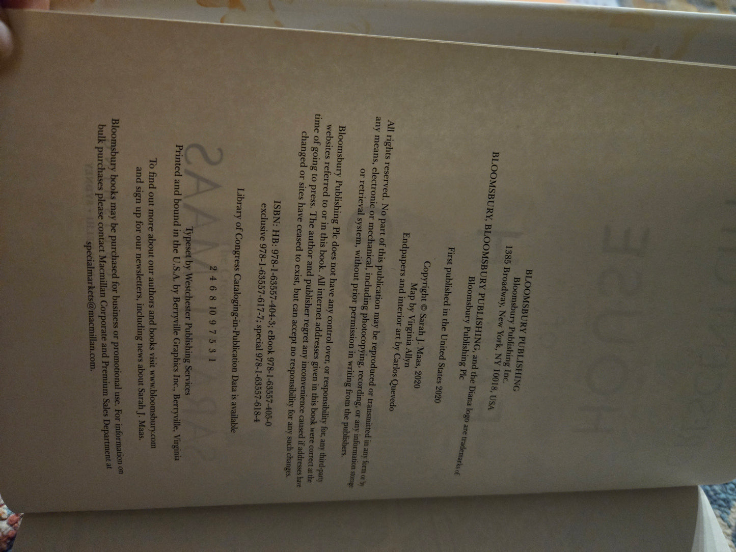 1st 1st Hand Signed House of Earth and Blood by Sarah J Maas