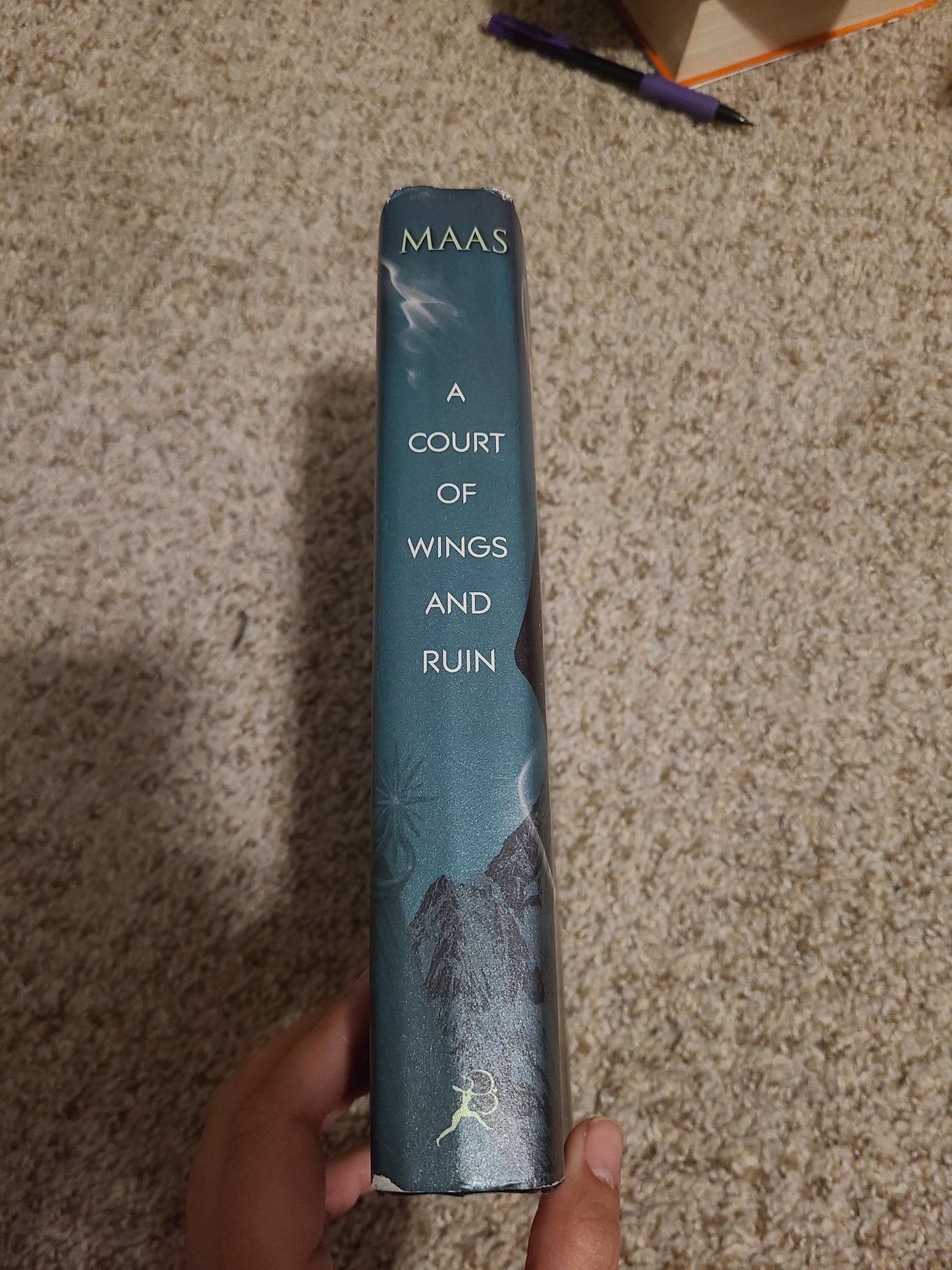OOP Hardback A Court Of Wings and Ruin