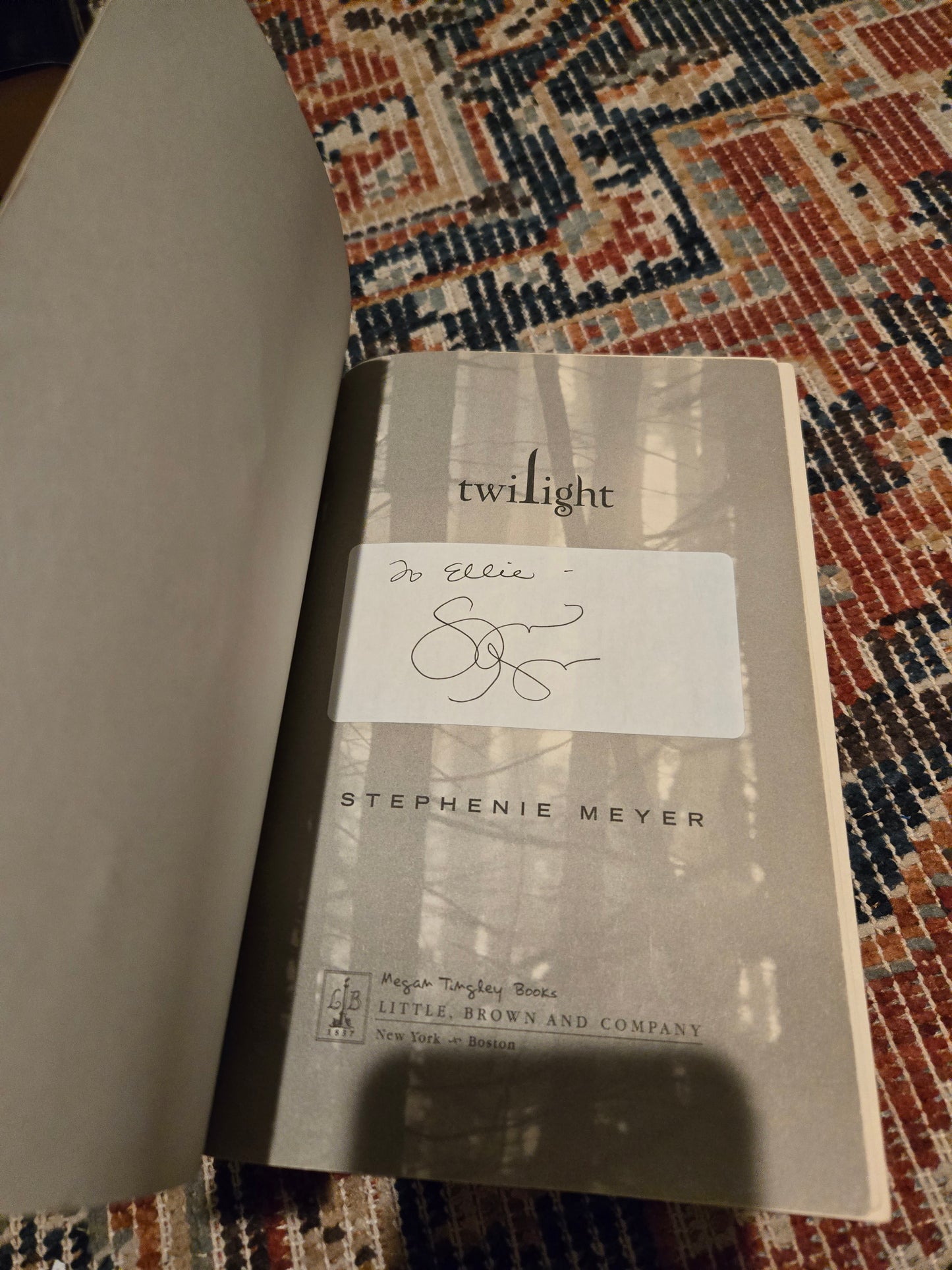 1st Edition Paperback Signed Twilight by Stephanie Meyer