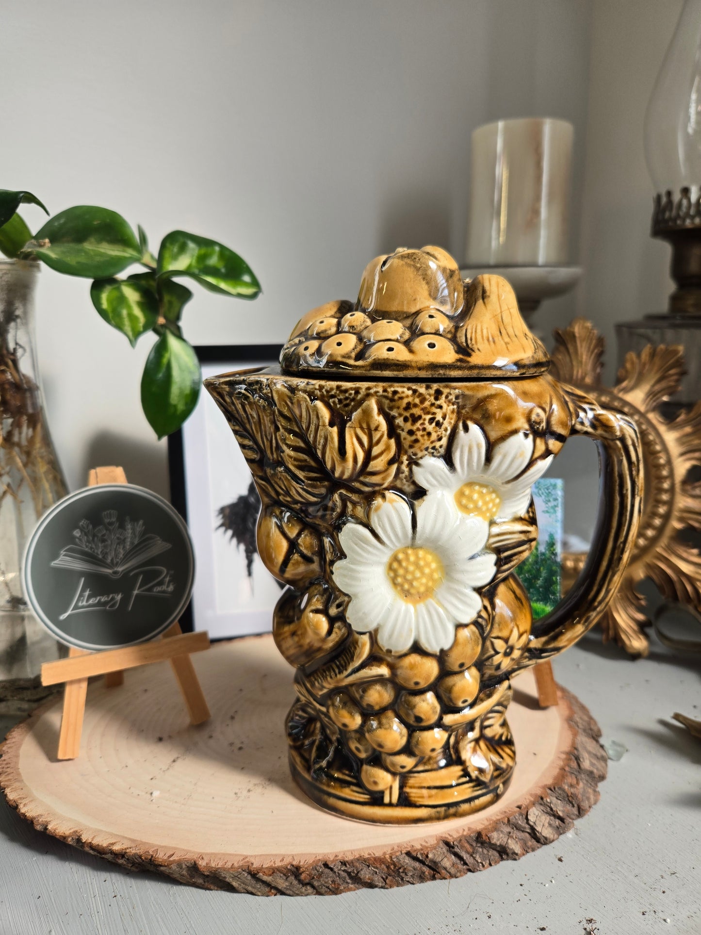 Brown Yellow Ceramic Japanese Daisy Tea Pot Handle With Lid