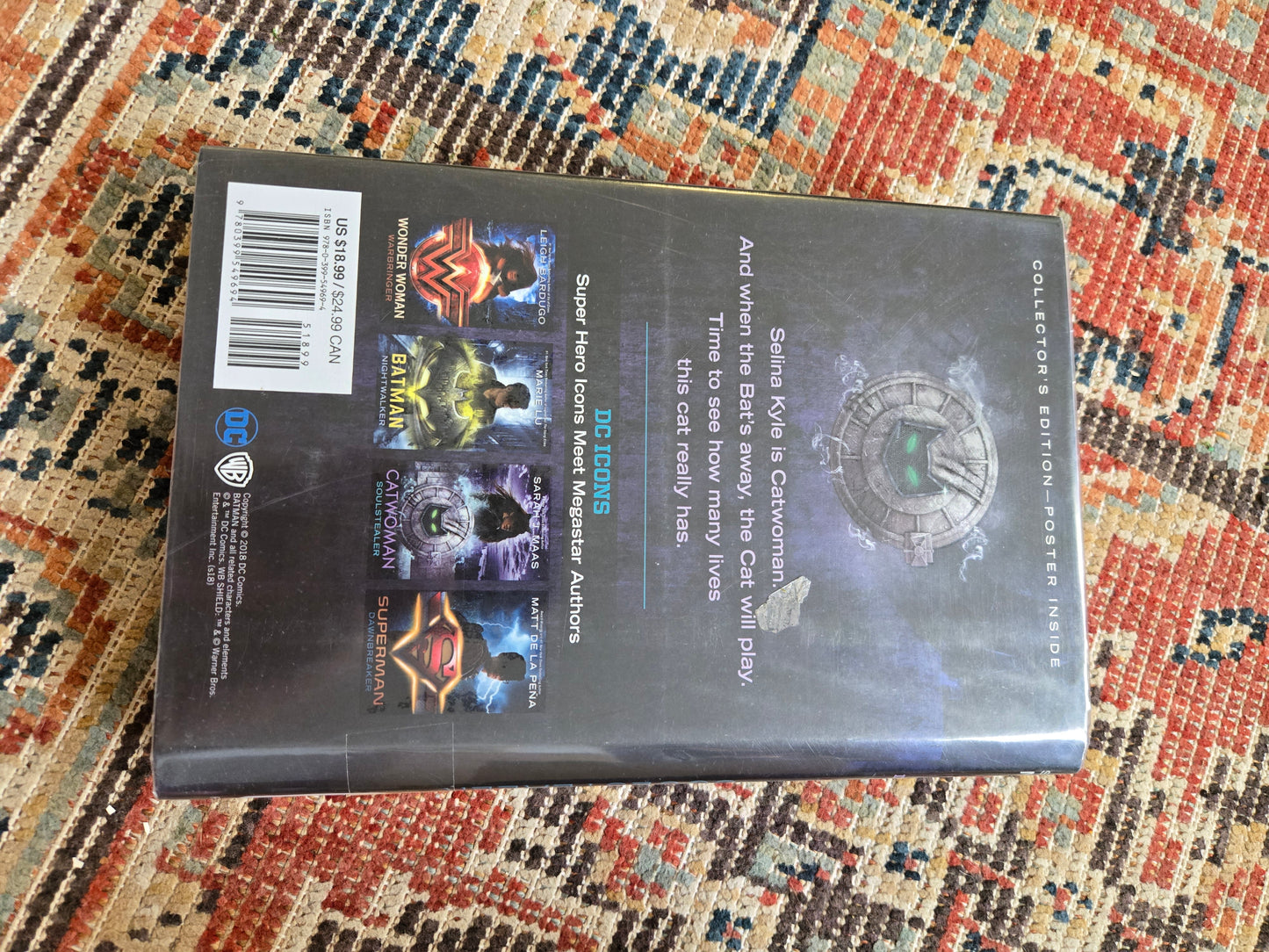 Library Copy Collectors Edition Catwoman Soulstealer by Sarah J Maas