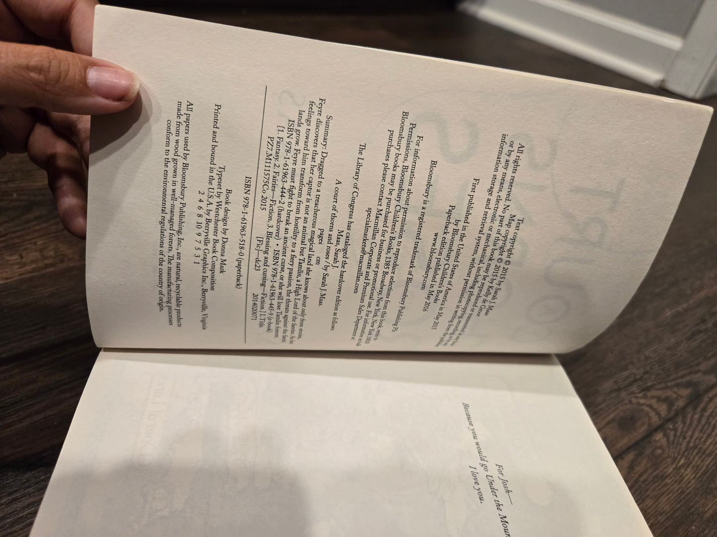OOP A Court of Thornes and Roses by Sarah J Maas