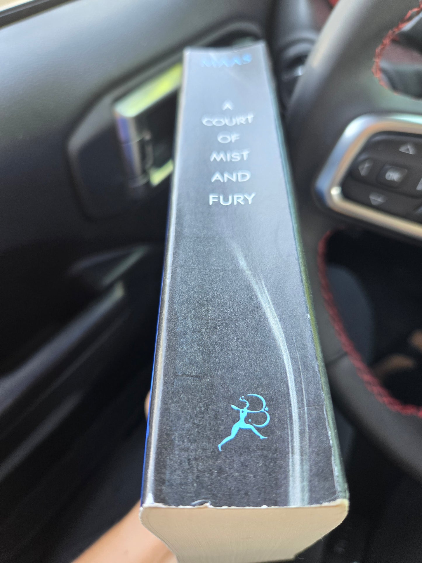 OOP A Court of Mist and Fury