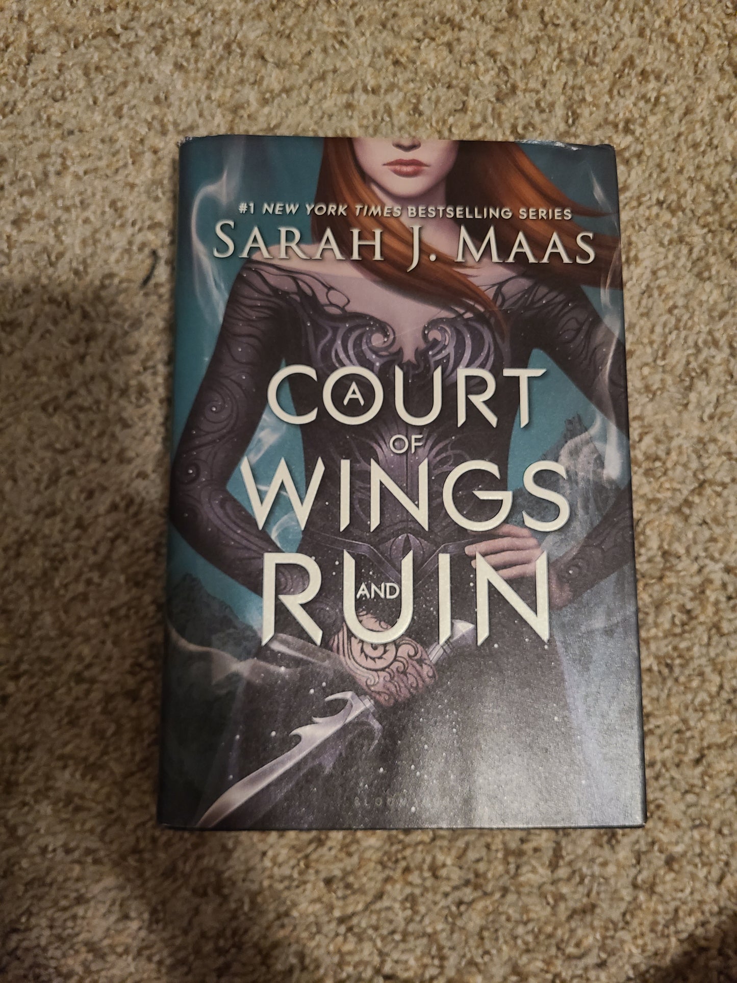 OOP Hardback A Court Of Wings and Ruin