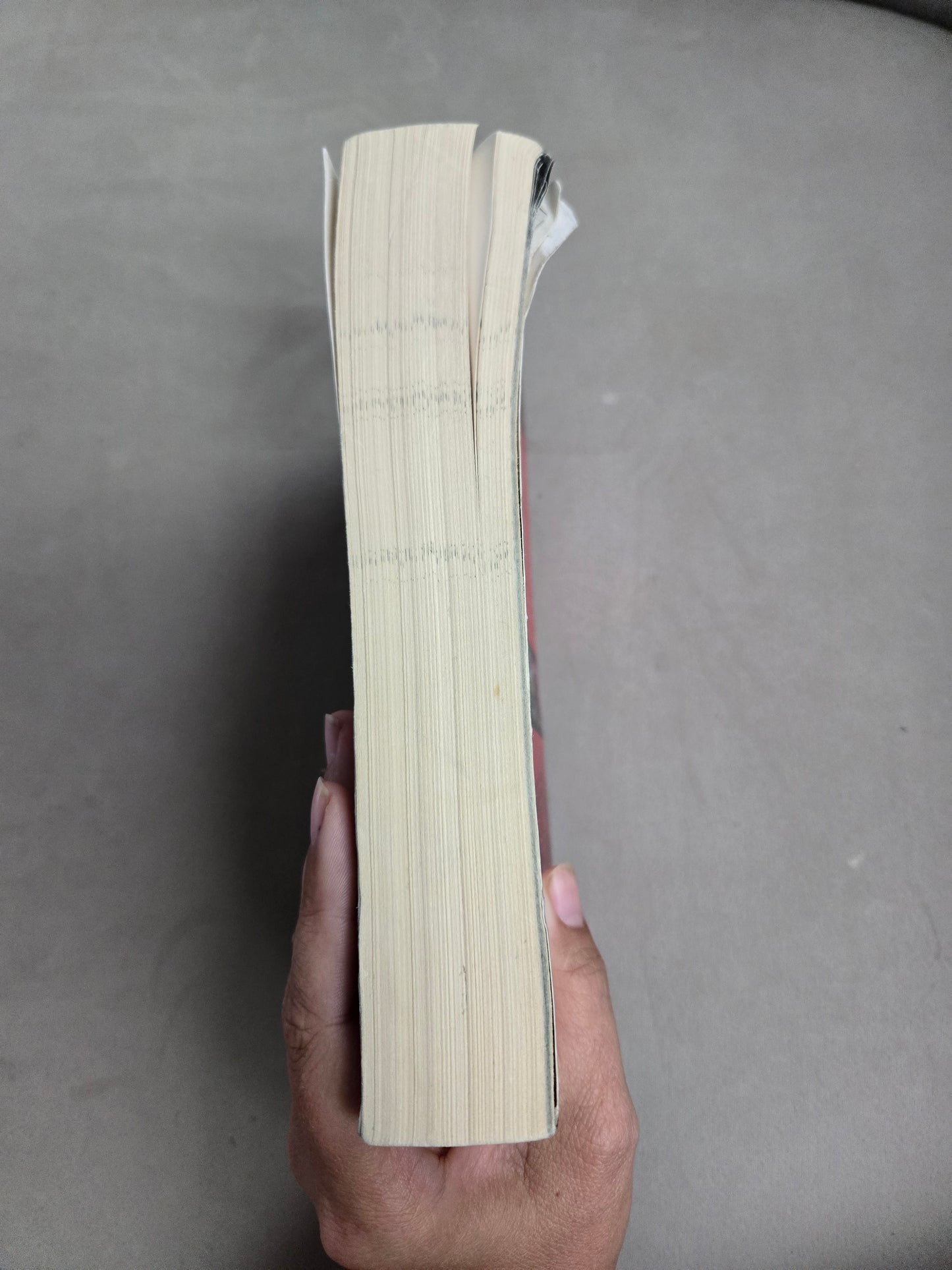 OOP A Court of Thornes and Roses by Sarah J Maas